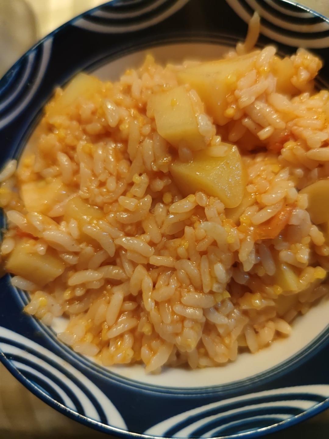 番茄土豆烩饭！剩米饭的终结者