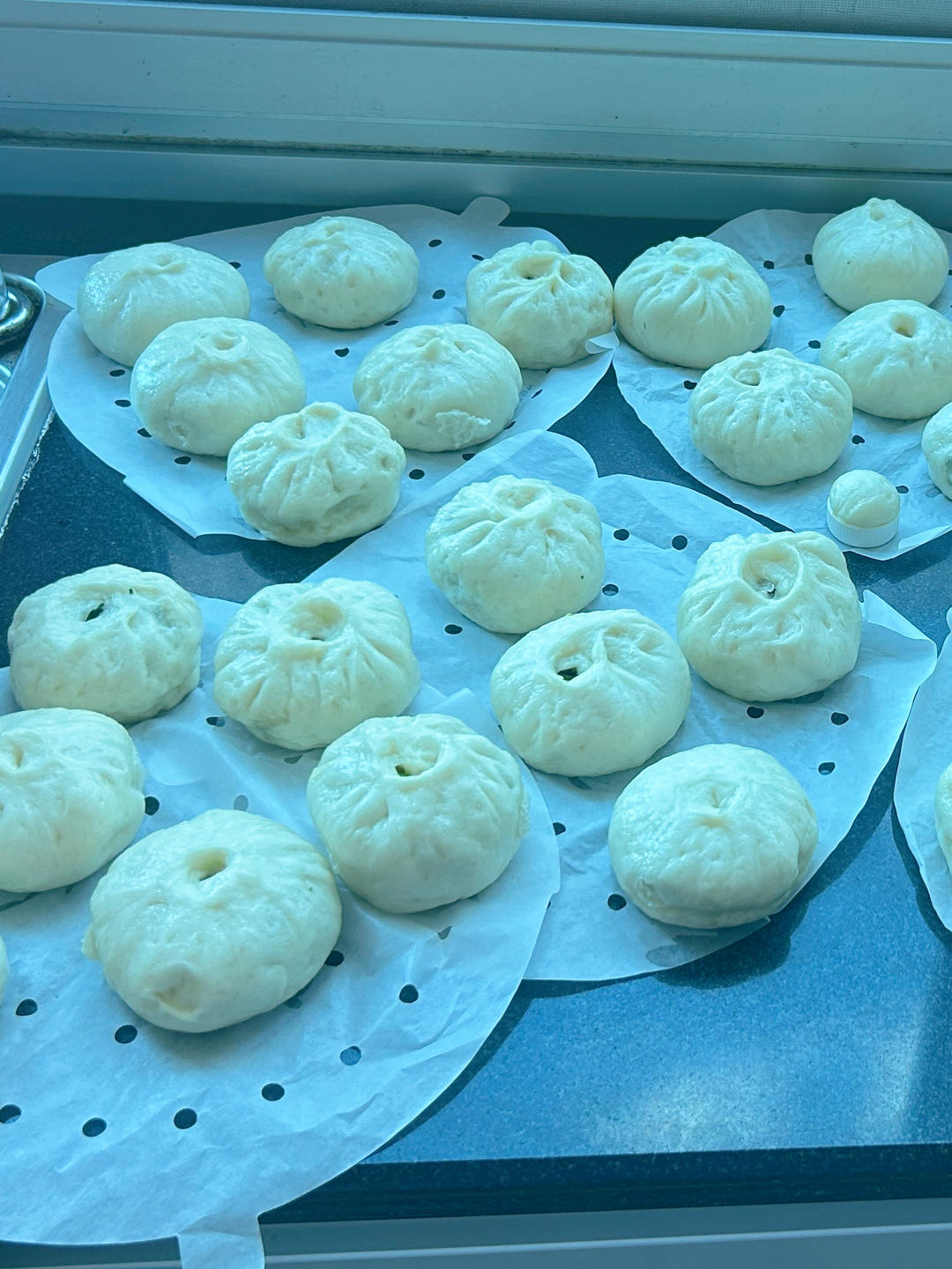 节省一半时间的大包子（另付翠绿菜包子，肉包子，腹黑包子食谱）