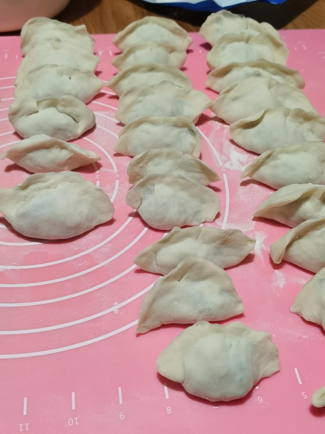 手工揉面三分钟，又韧又薄又好包的饺子皮