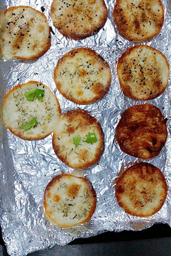 饺子皮做芝士脆片