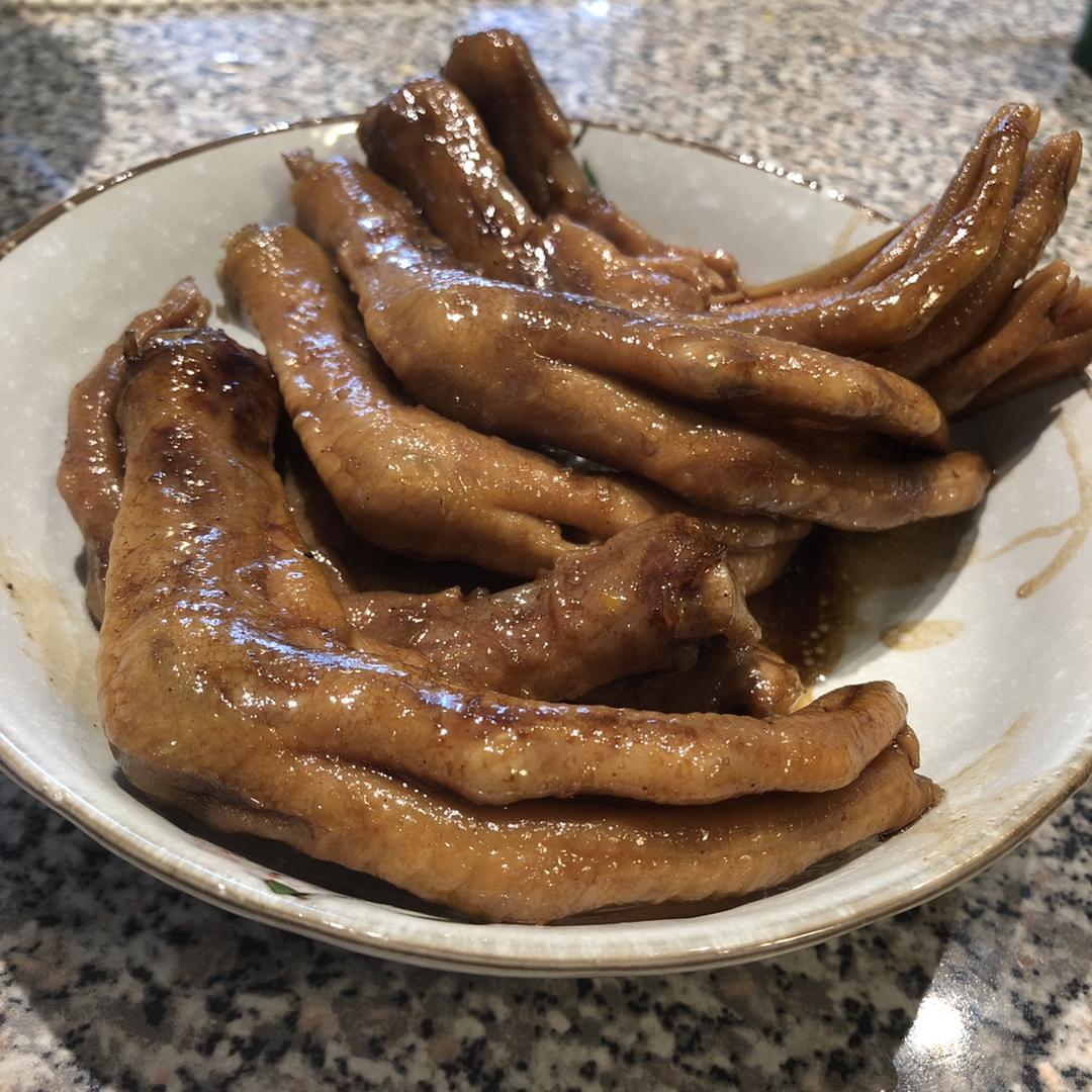 香卤鸭掌（好吃得不得了）