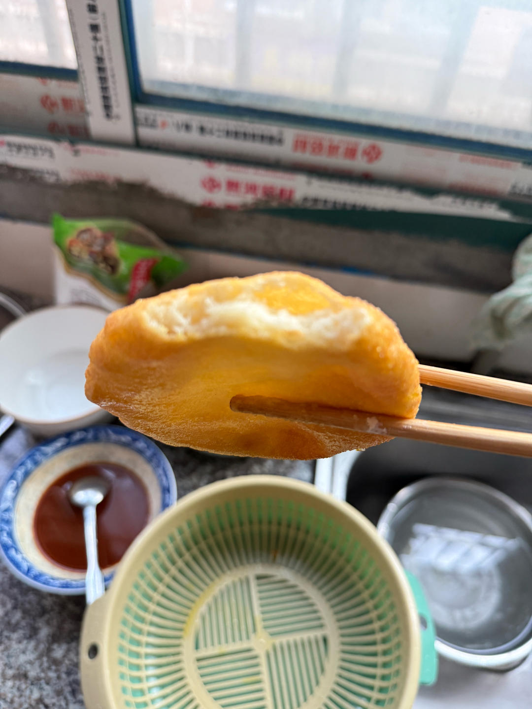家庭版炸油饼 做法简单 外酥里软 附细节视频详解