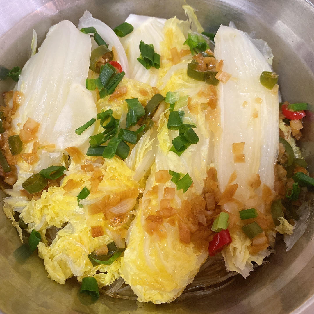 蒜蓉蒸粉丝  金针菇   娃娃菜    万能的蒜蓉酱    简单又好吃    的家常菜     很辣很开胃