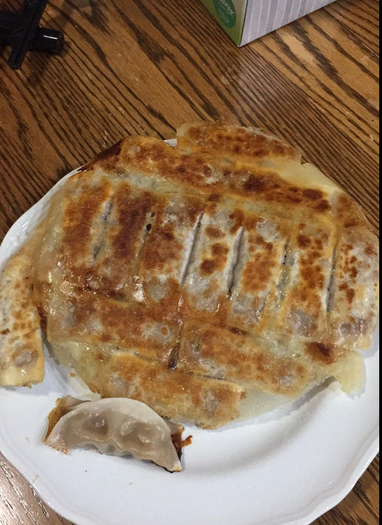 黑椒牛肉锅贴