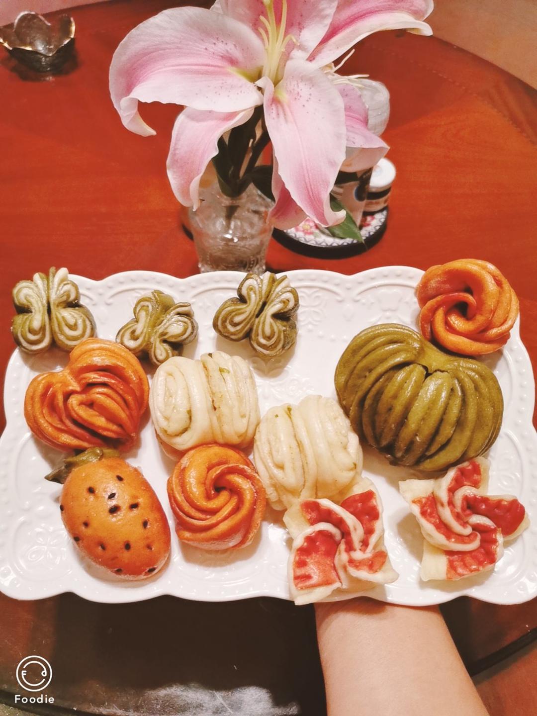 彩色爱心卷·馒头