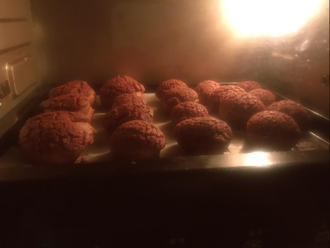 巧克力酥皮泡芙Chocolate Puff