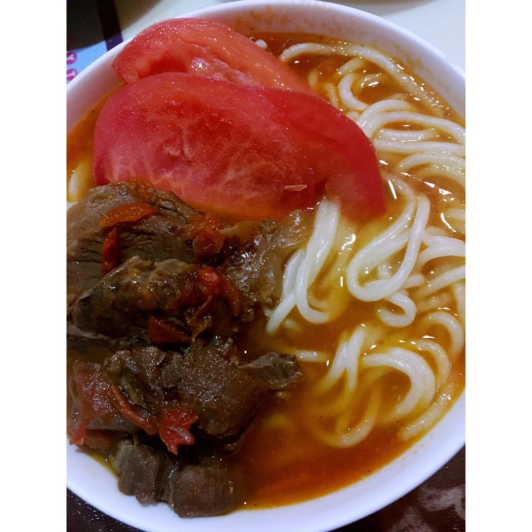番茄牛肉面