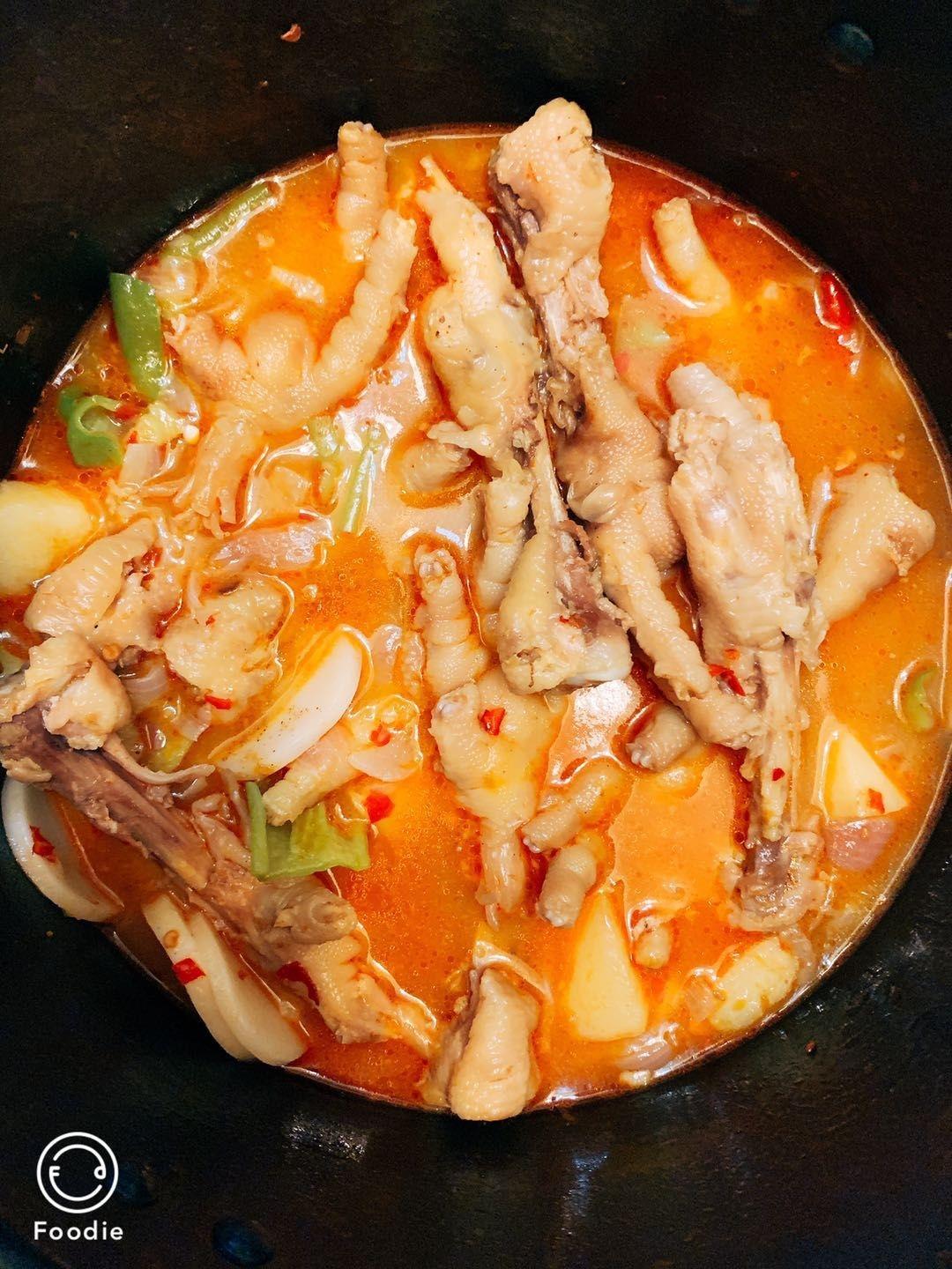 鸡爪土豆年糕煲