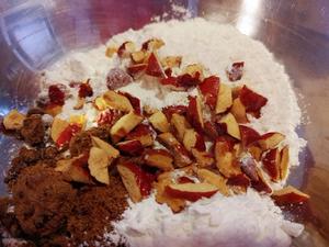 素食-纯素苹果红枣肉桂派/诞糕（无蛋奶）电饭锅版的做法 步骤2