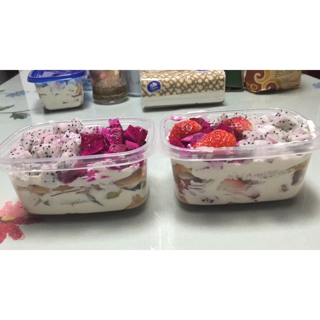 简单快手的便当饭盒水果盒子蛋糕