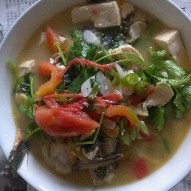 番茄豆腐黄骨鱼汤