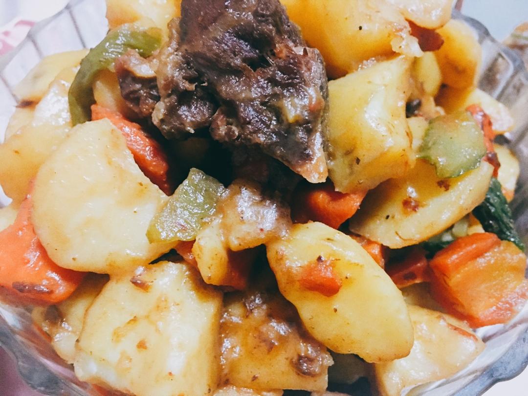 土豆炖牛肉
