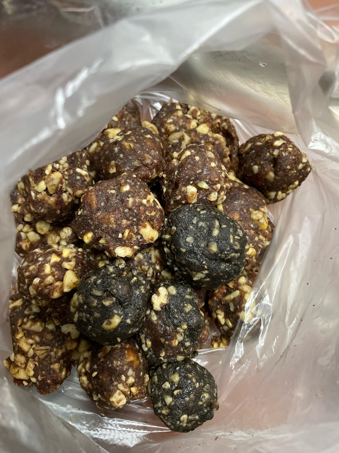 波斯椰枣核桃糖（超級简单，非常好吃）