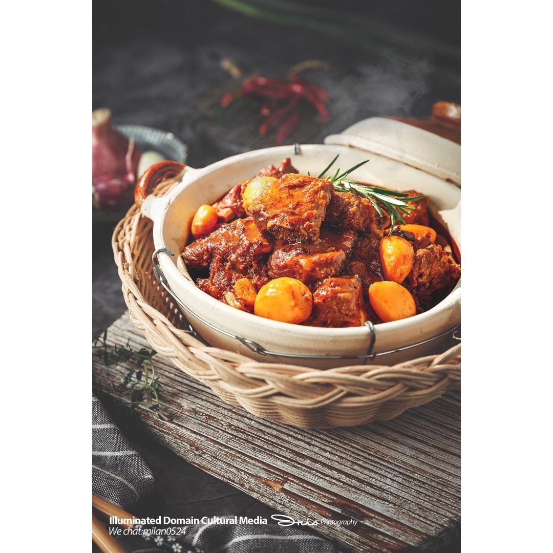 超简单低油不焯水不炒糖色的蒜头红烧排骨