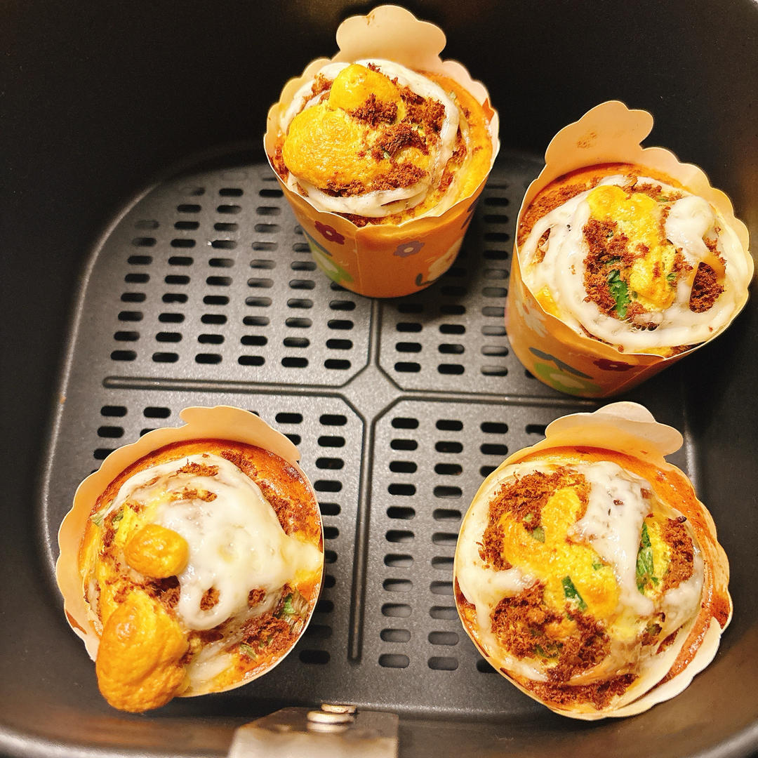 火腿香葱肉松蛋糕