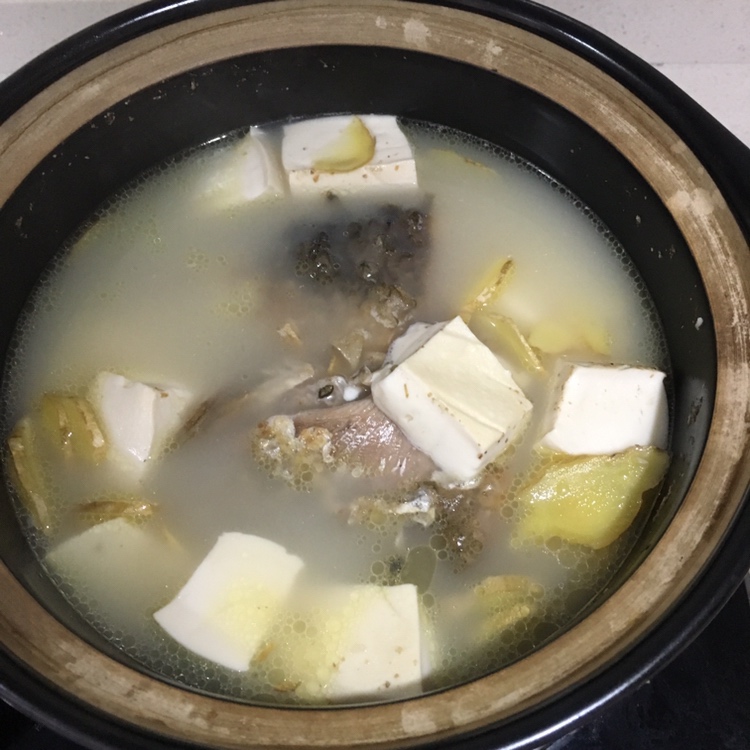 超级简单的野生鲫鱼豆腐汤