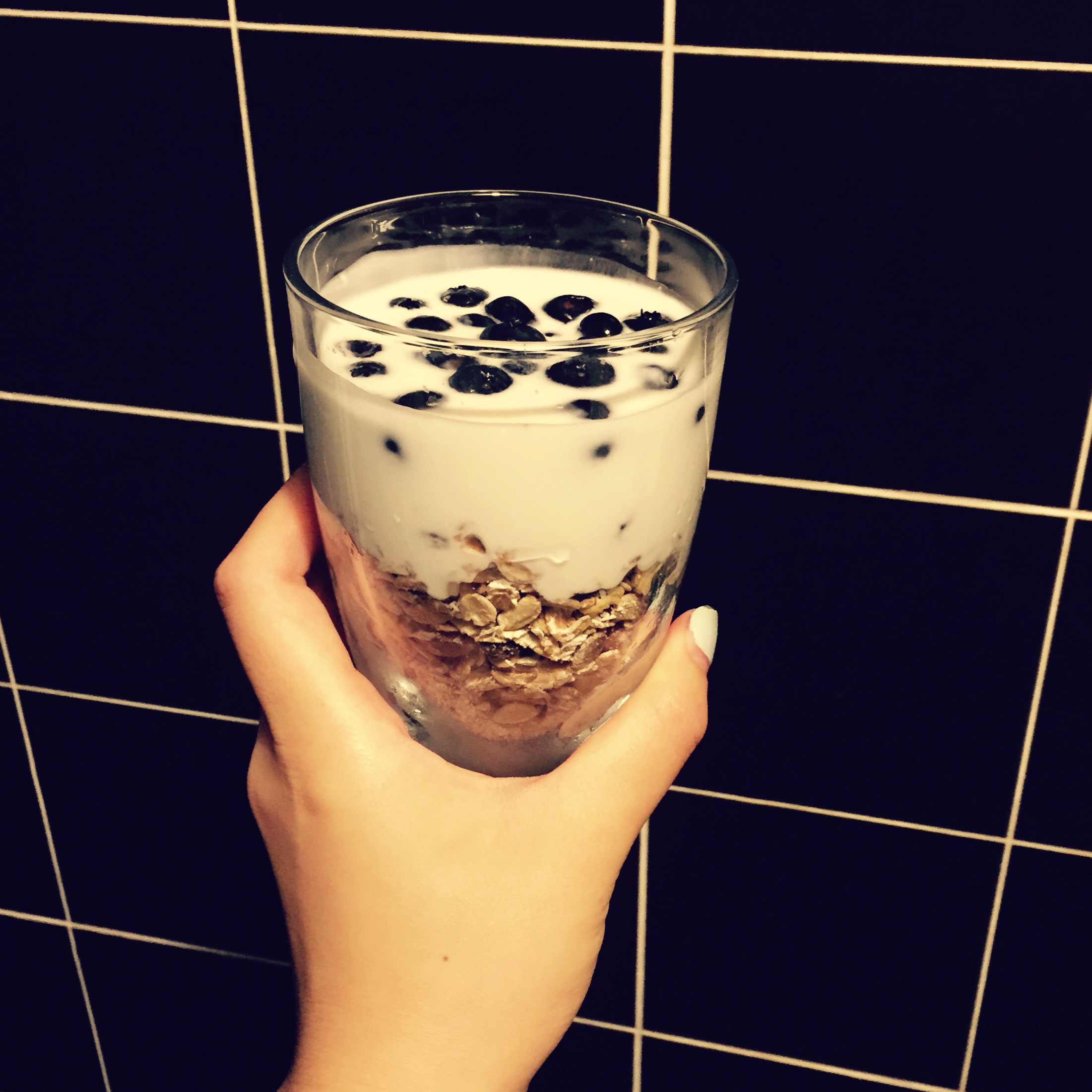 树莓酸奶麦片