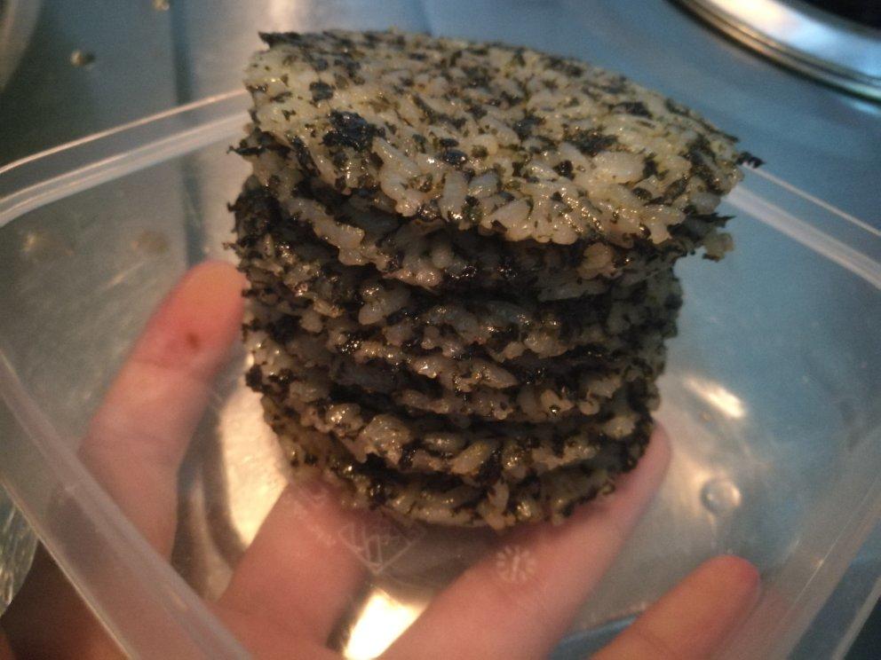 紫菜米饼