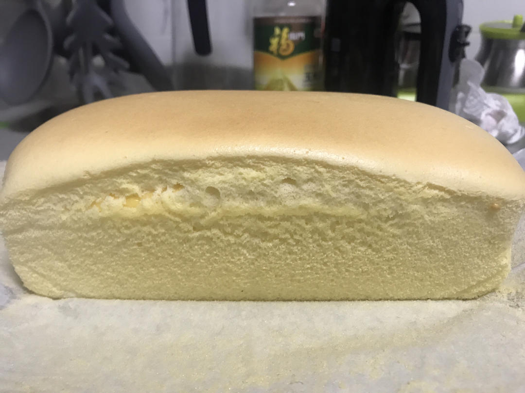 堪比柯基屁股
爆浆芝士🧀古早蛋糕