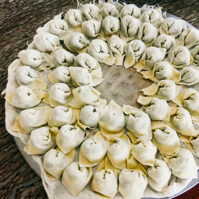 元宝馄饨包法