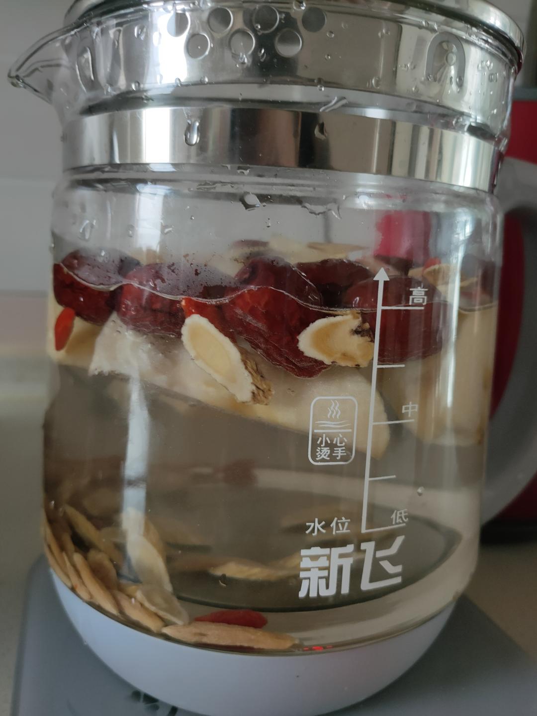 【养生茶】黄芪麦冬苹果红枣茶——养颜补气血