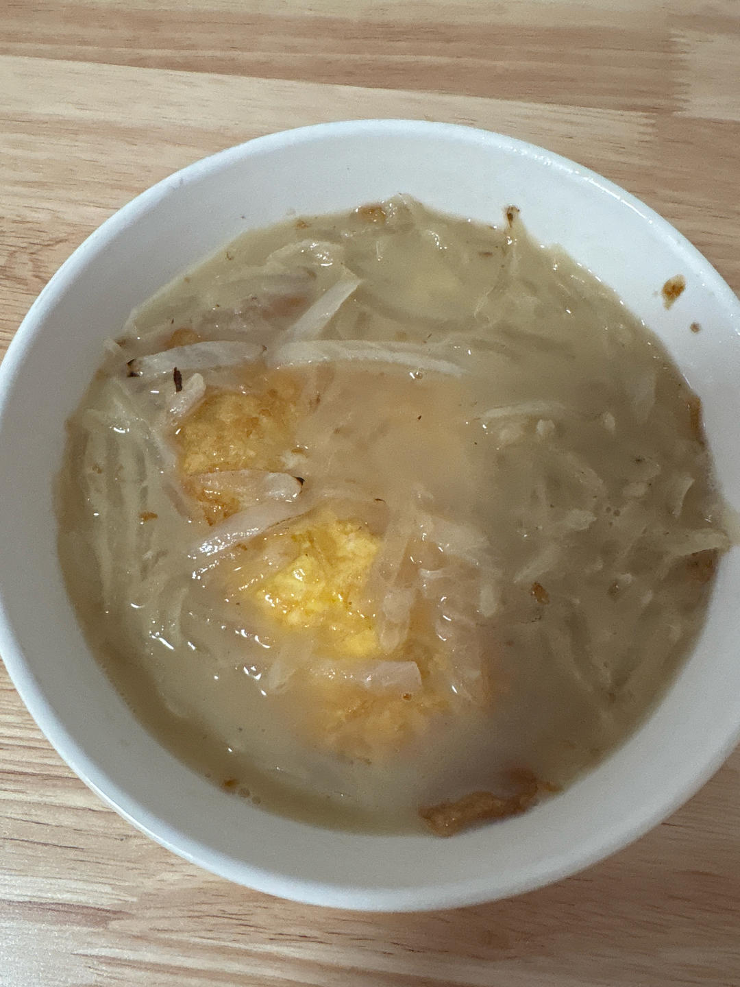 奶白鲜香的萝卜丝煎蛋汤