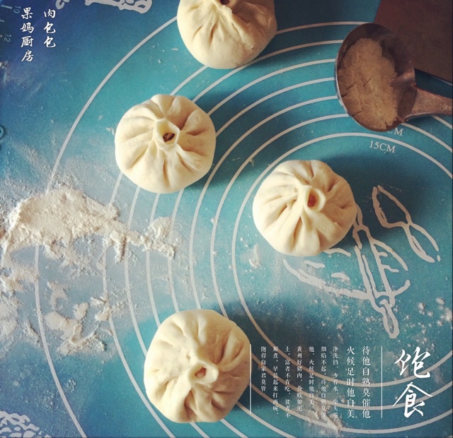 直接发酵法的白胖包子