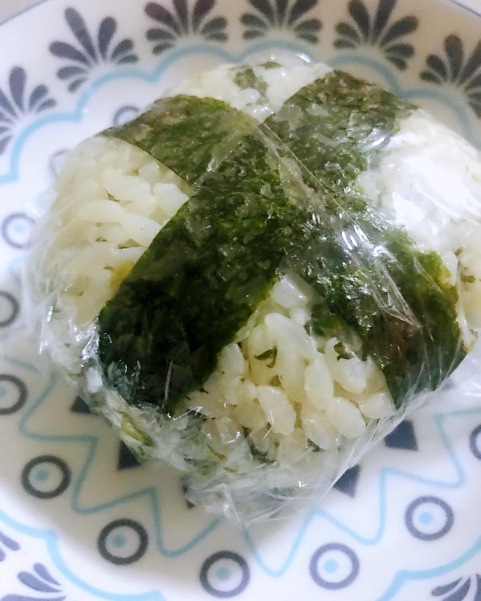 肉松饭团
