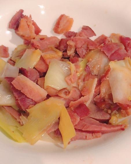 滇西老火腿炒蒜苗