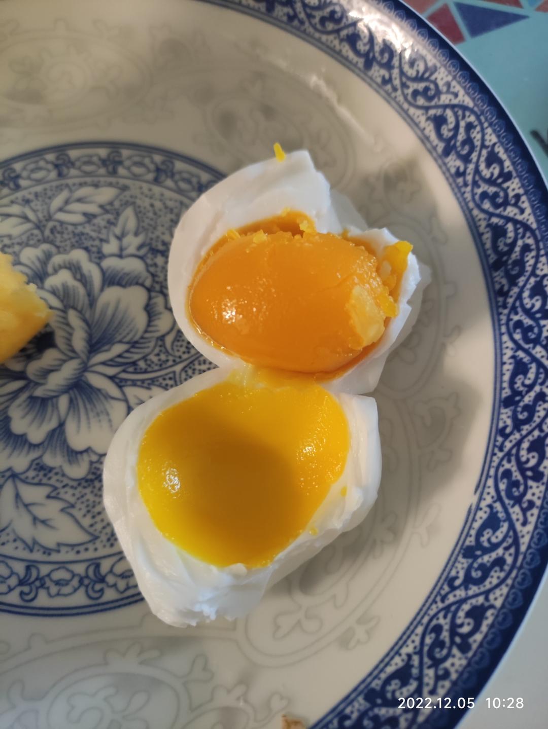 奶奶40年腌制咸鸭蛋老方子，保证100%起沙流油