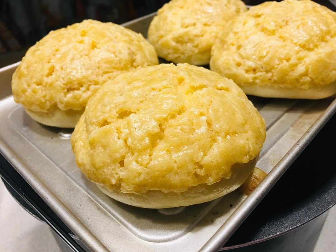 奶油菠萝包 Sweet Pineapple Bread