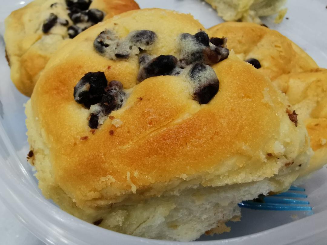 好吃到出炉就被抢光的墨西哥红豆面包