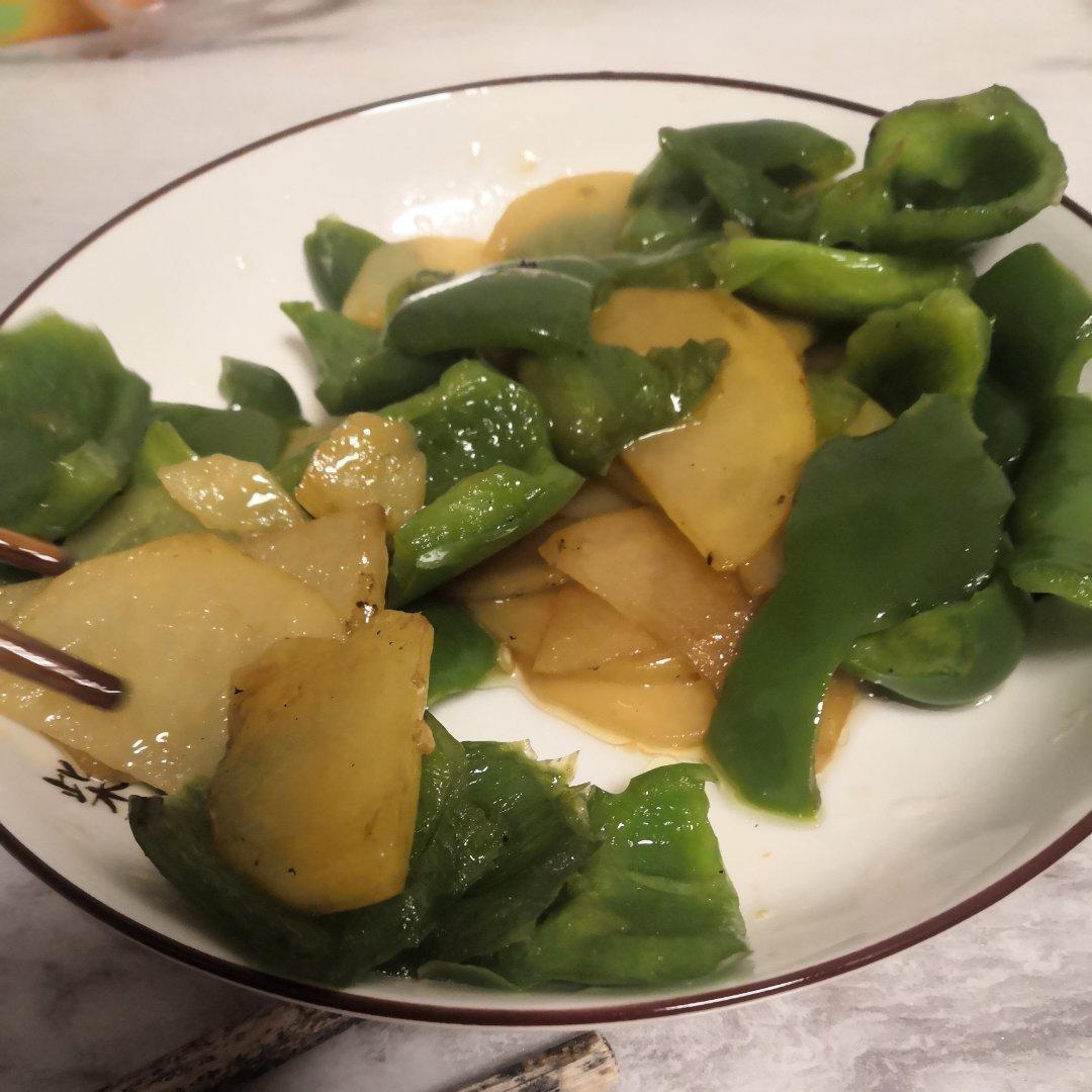 青椒土豆，素菜也可以香香的