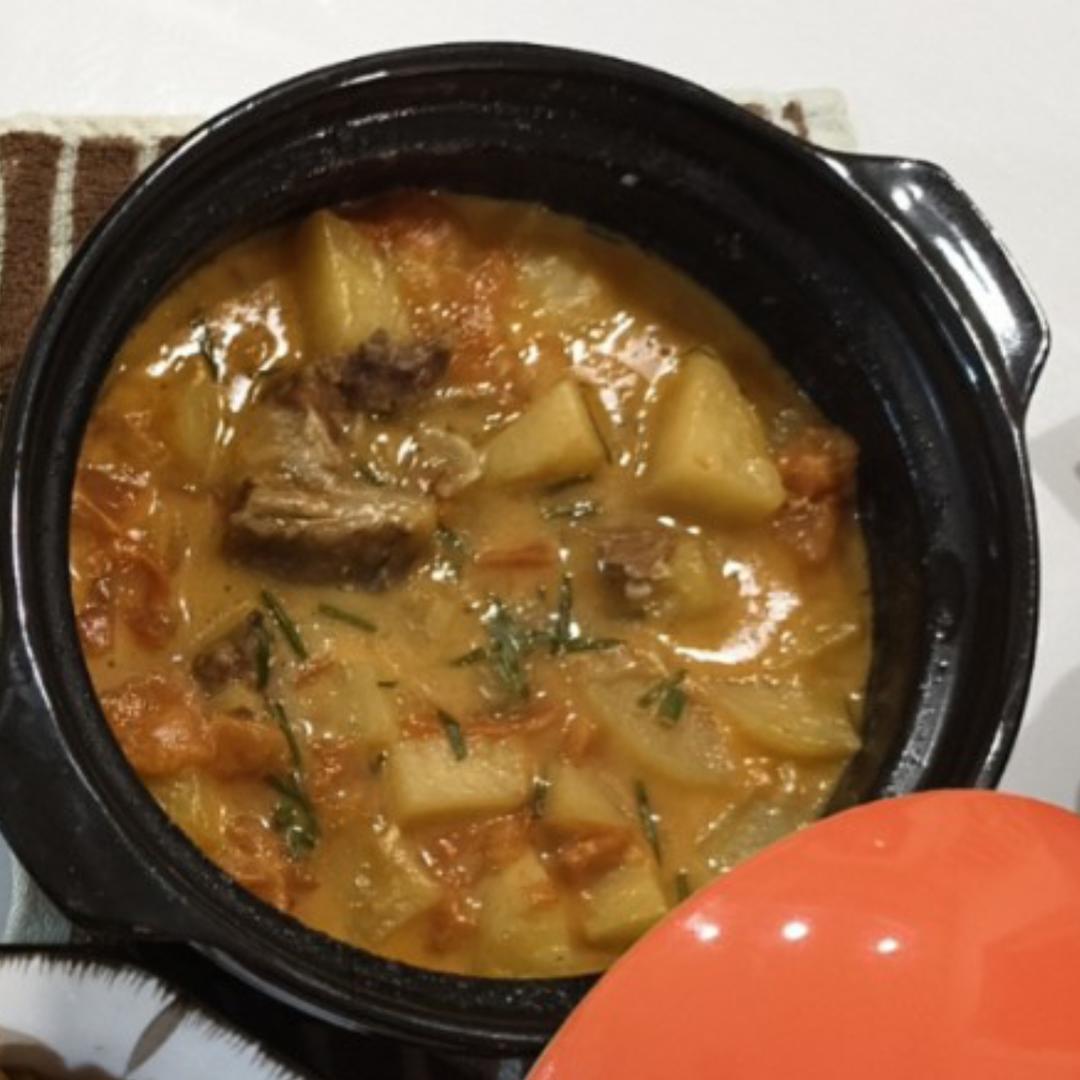 【番茄土豆炖牛腩】
