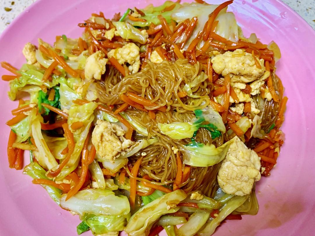 包菜炒粉丝