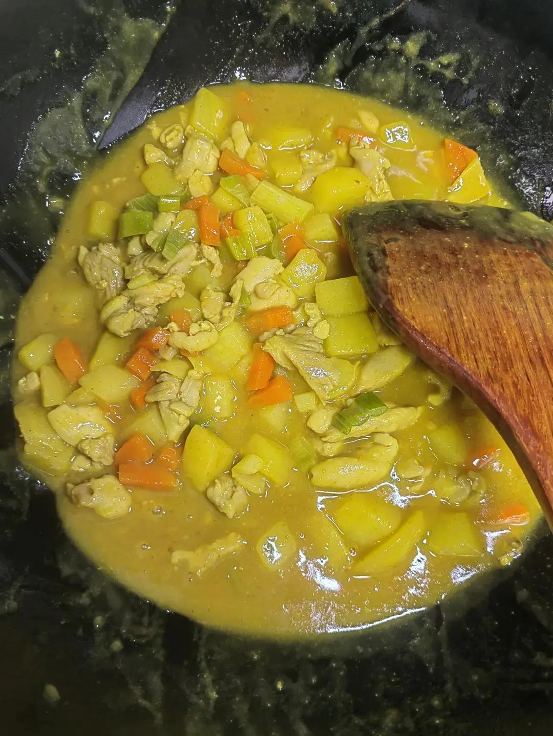 咖喱鸡肉饭