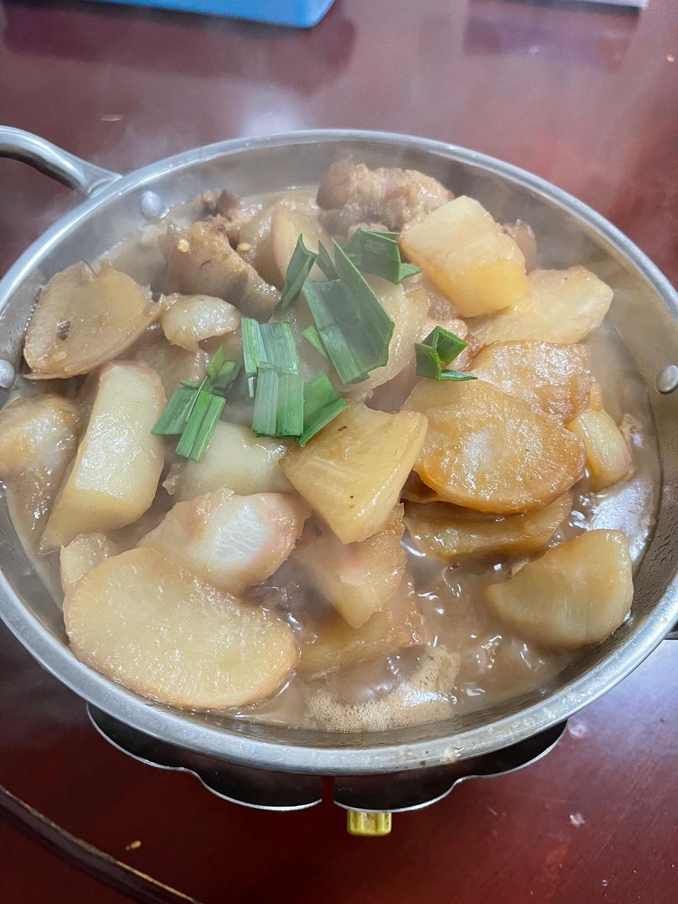 生态萝卜烧肉的做法
