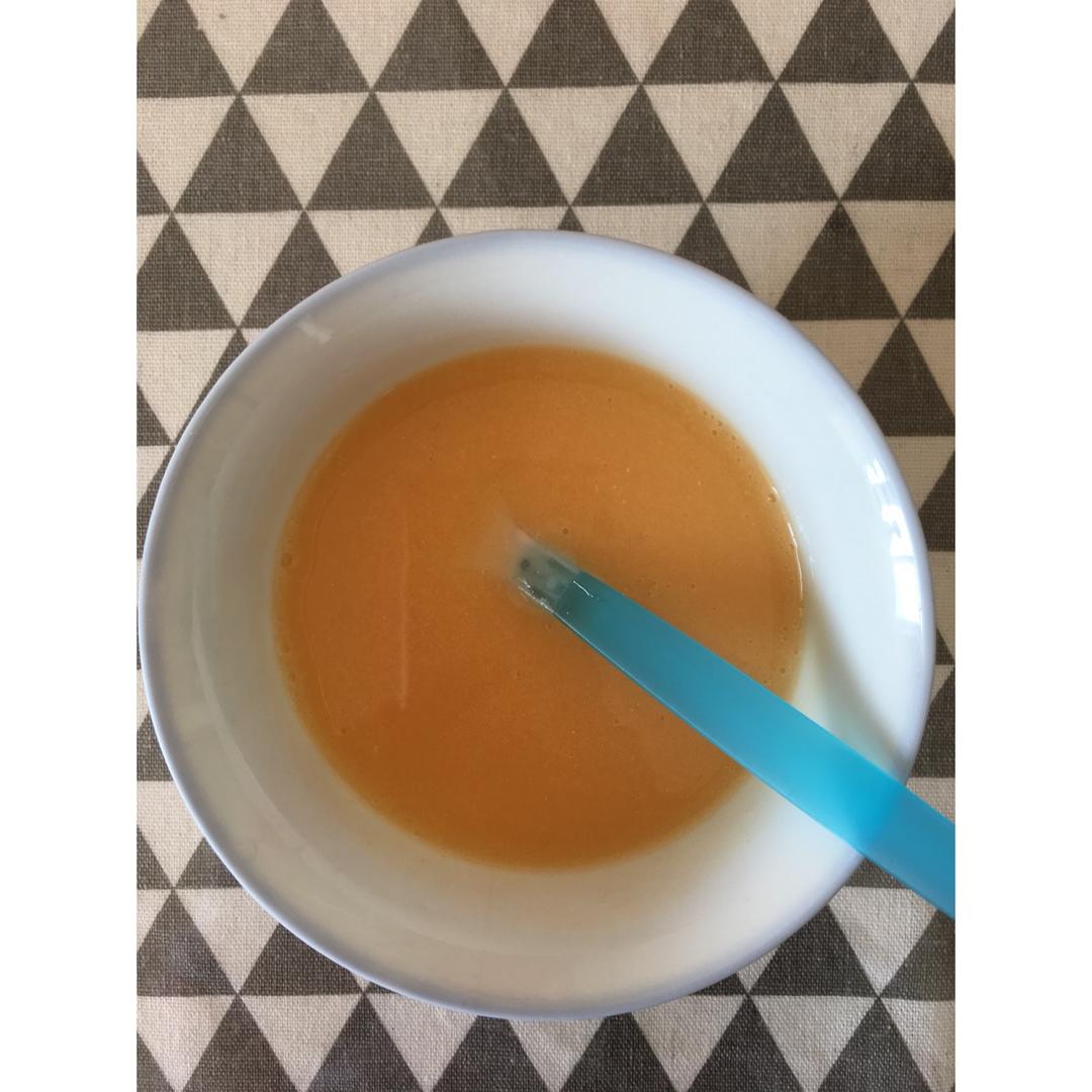 五个月宝宝辅食胡萝卜米糊