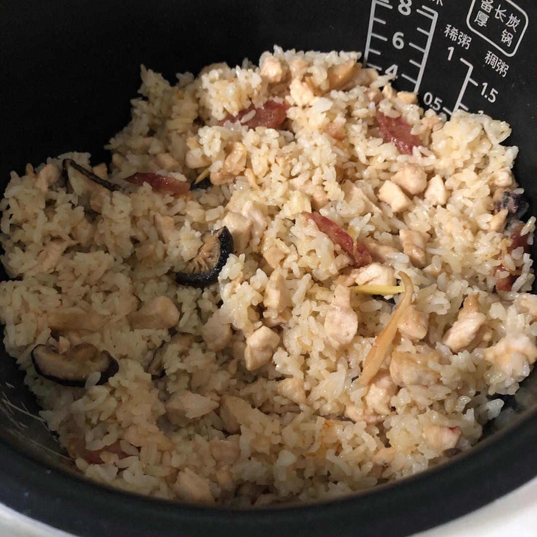 电饭煲焖鸡饭