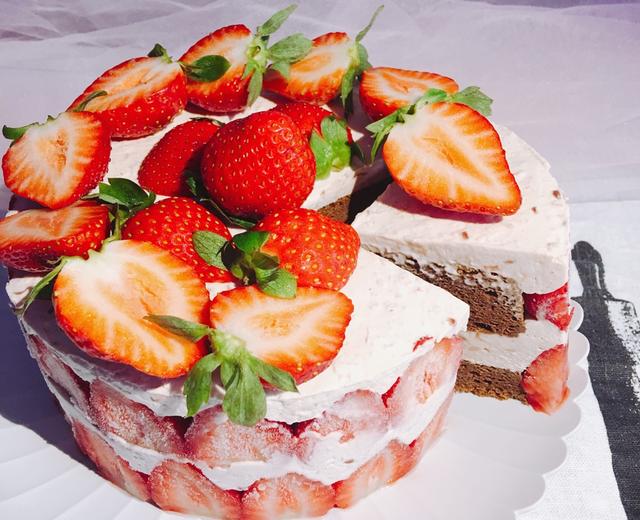 草莓乳酪慕斯~巧克力蛋糕夹层的做法