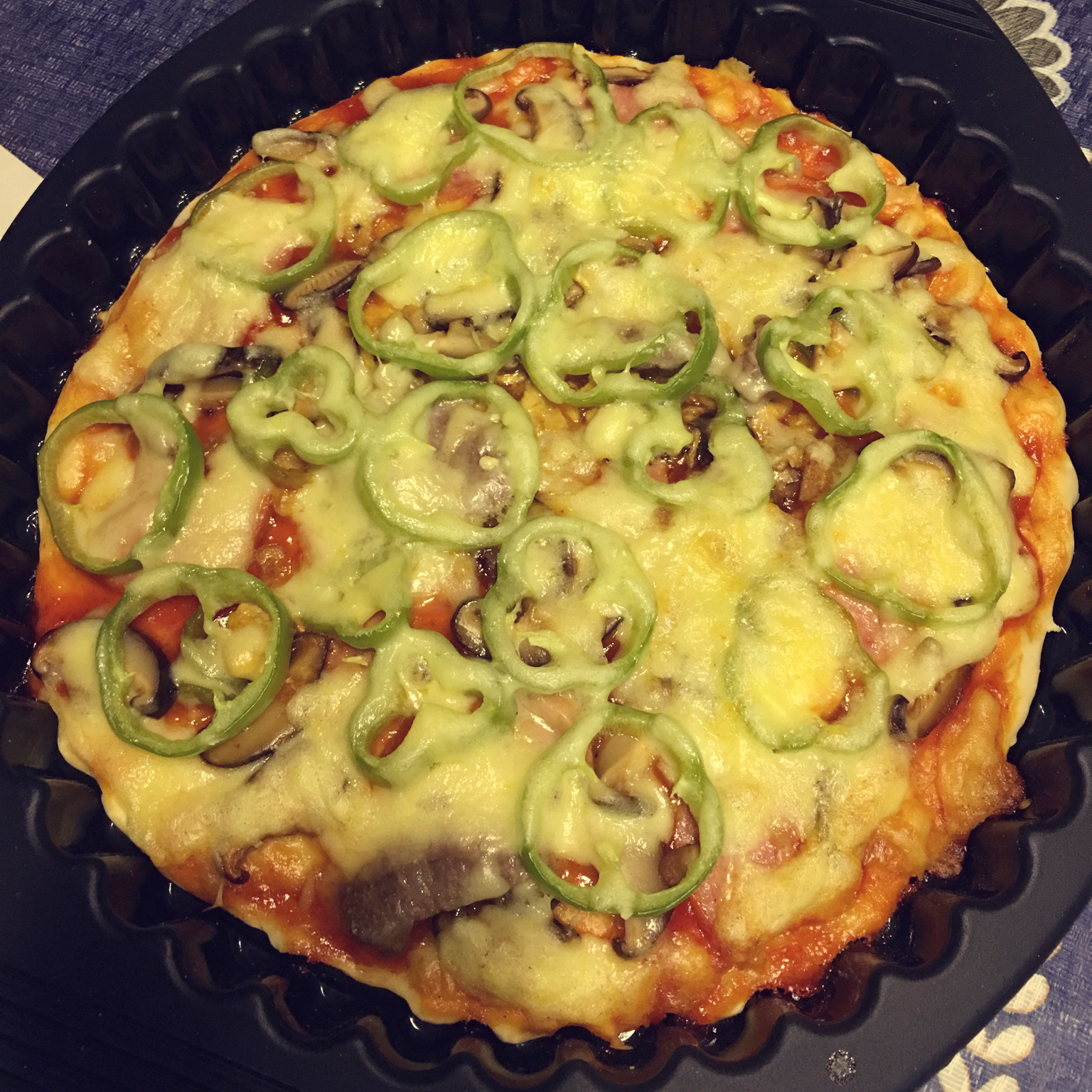 薄脆披萨（附五星酒店饼底配方）