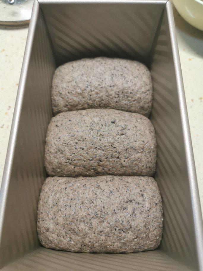 黑芝麻全麦吐司 100%全麦