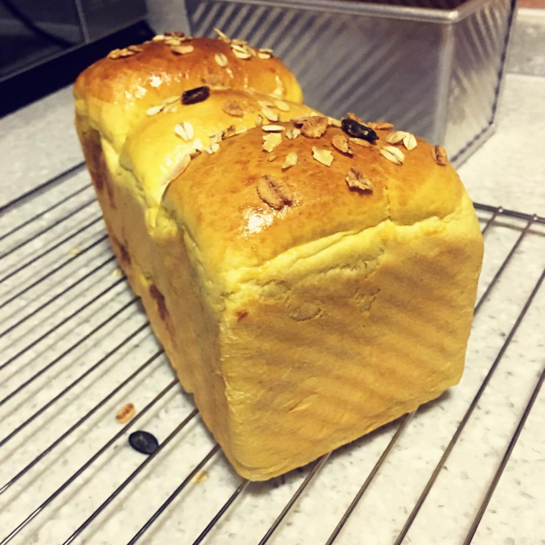 南瓜贝贝吐司