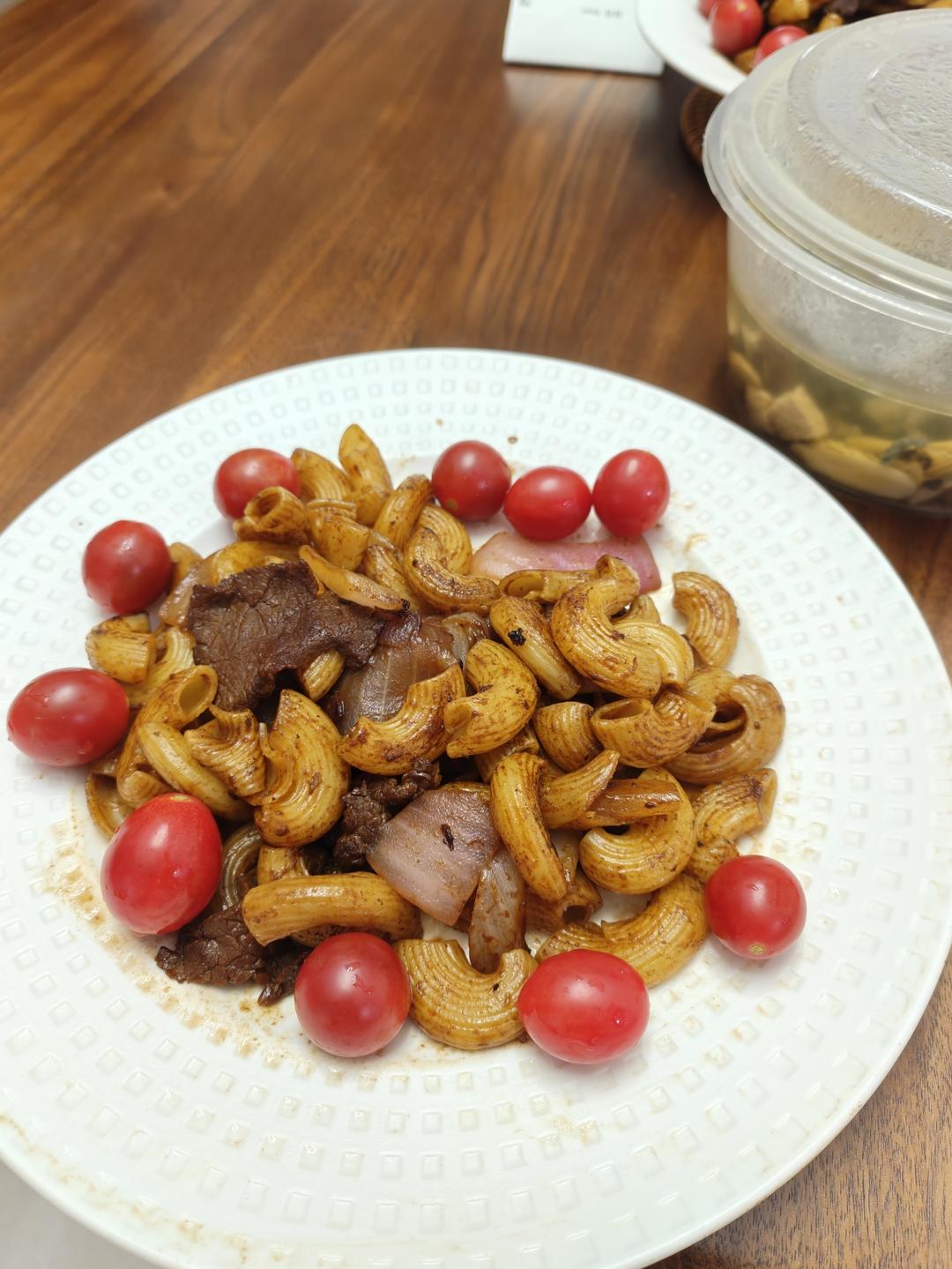 豉油王牛肉通心粉