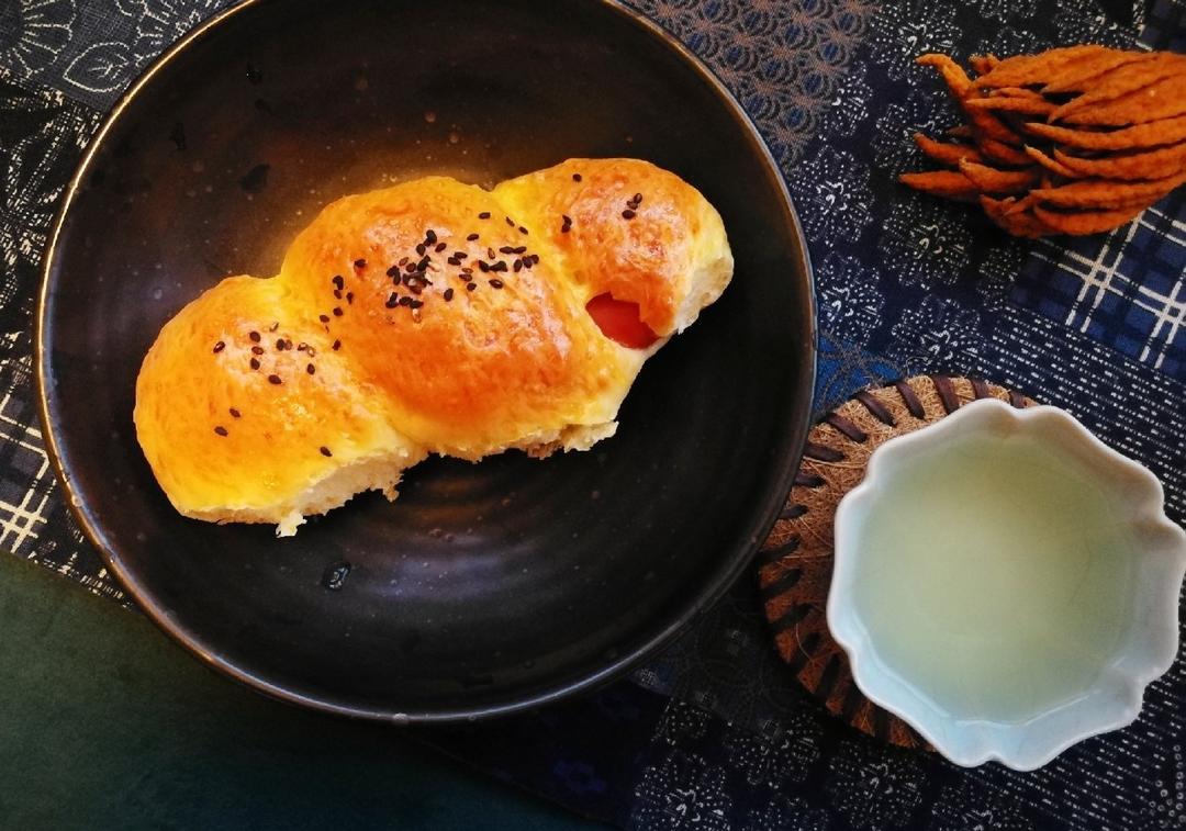 一次发酵迷你香肠小面包卷