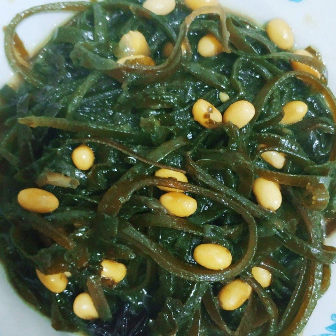 黄豆炖海带