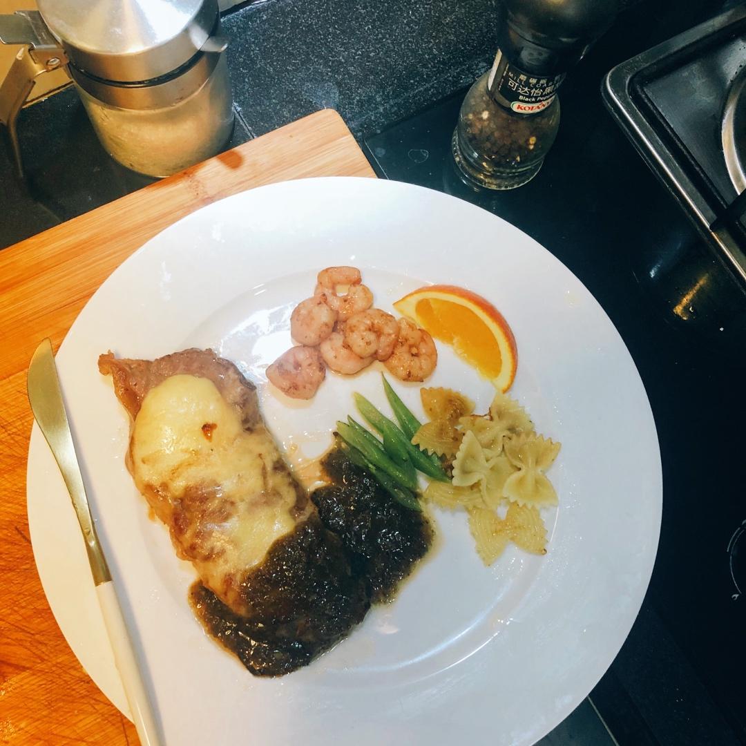 经典黄油煎牛排