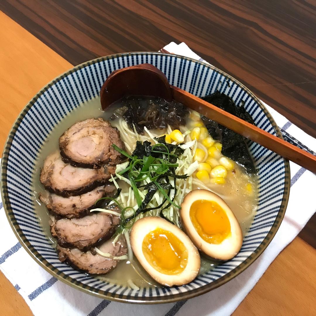 日本豚骨拉面