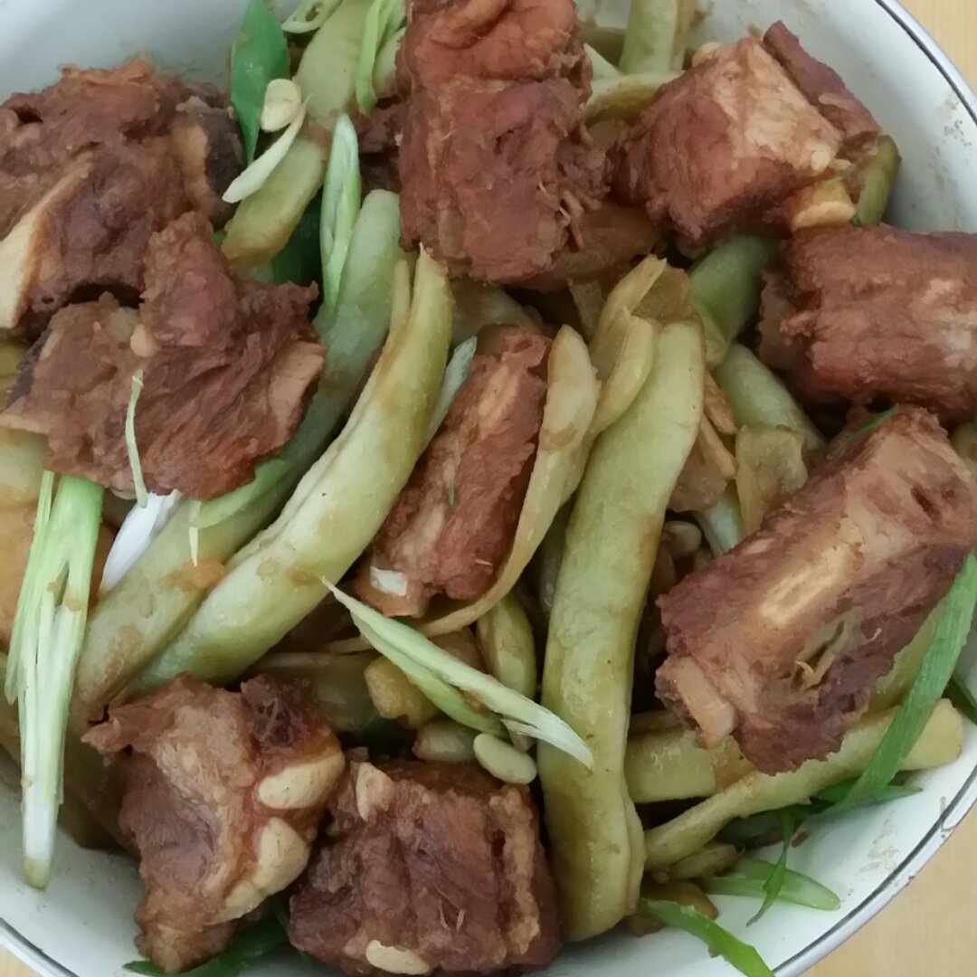 东北排骨炖豆角