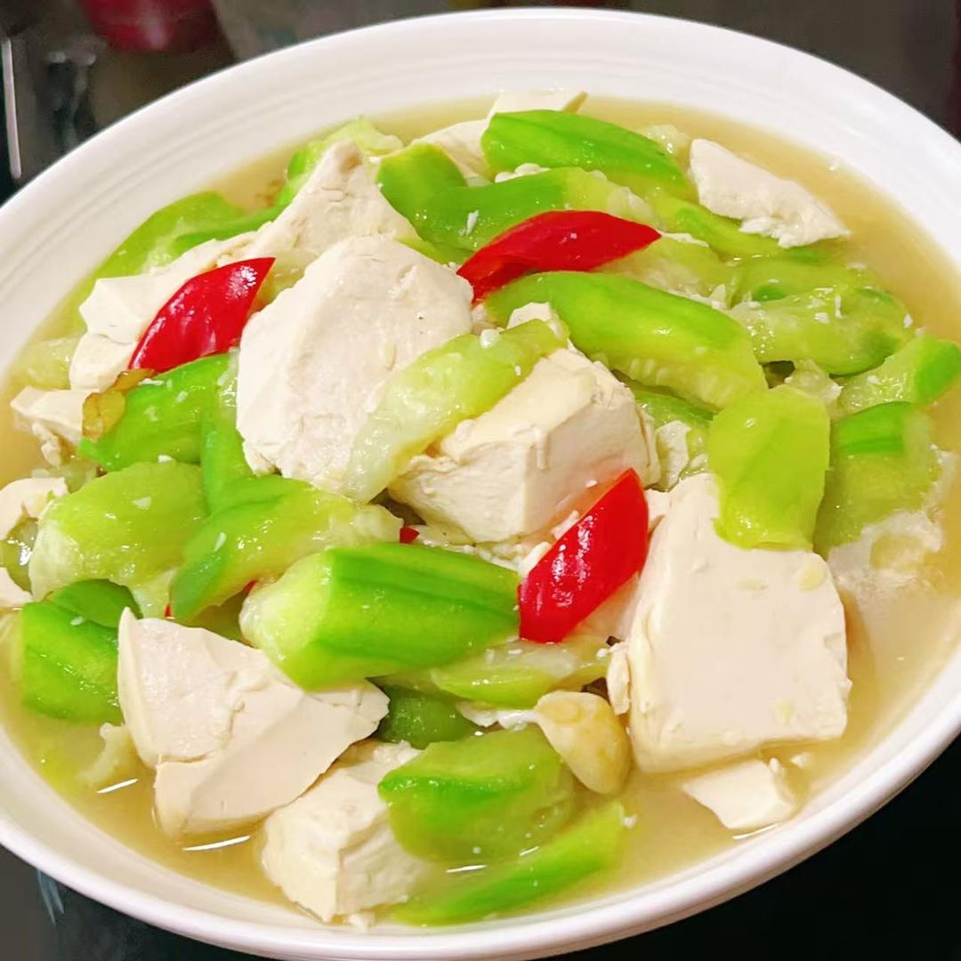 丝瓜烧豆腐(瘦身减脂)